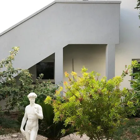 Apartment Apartman Filipa Jezera